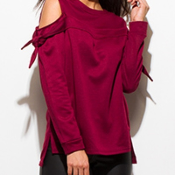 Tops - Wine long sleeve cold shoulder tie boho top NWT